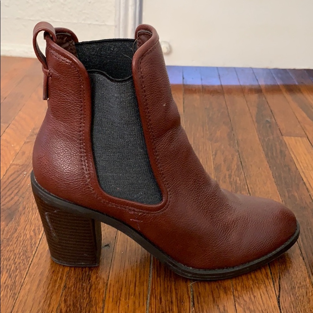 Faux leather heeled booties